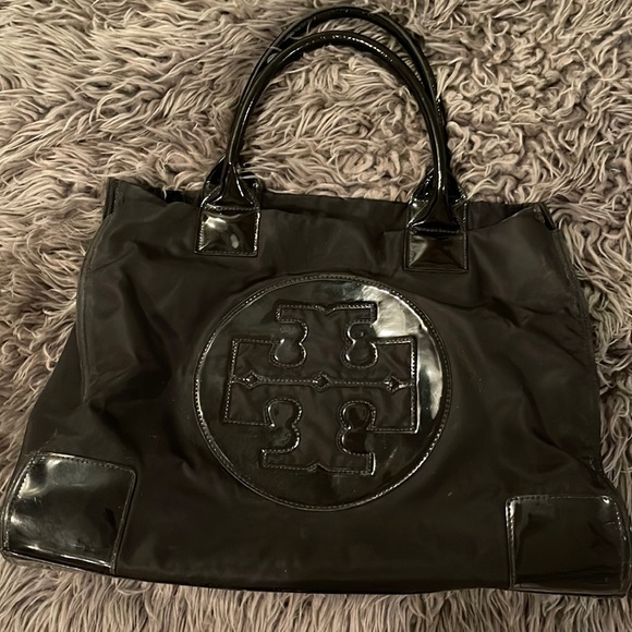 Tory Burch Handbags - Tory Burch Tote Bag